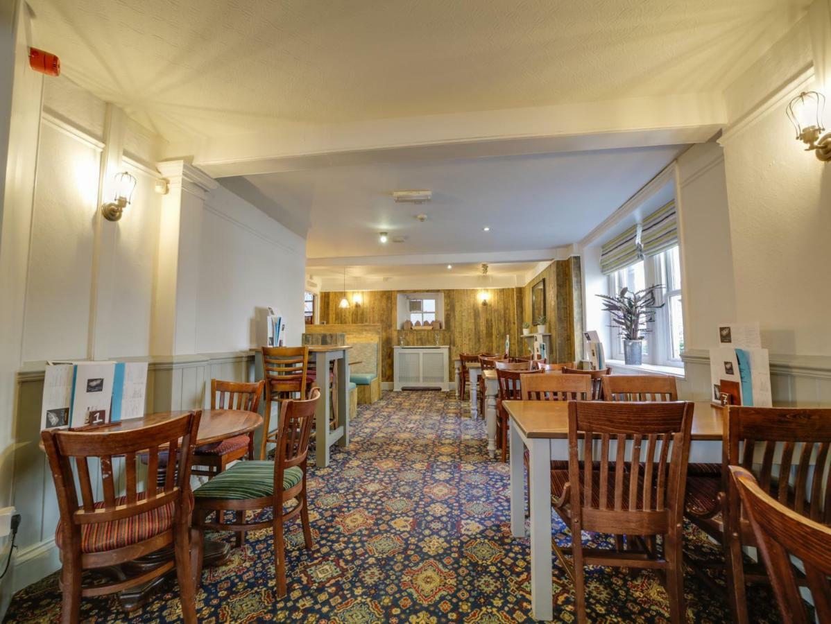 The Swan Hotel Wadebridge Exterior photo